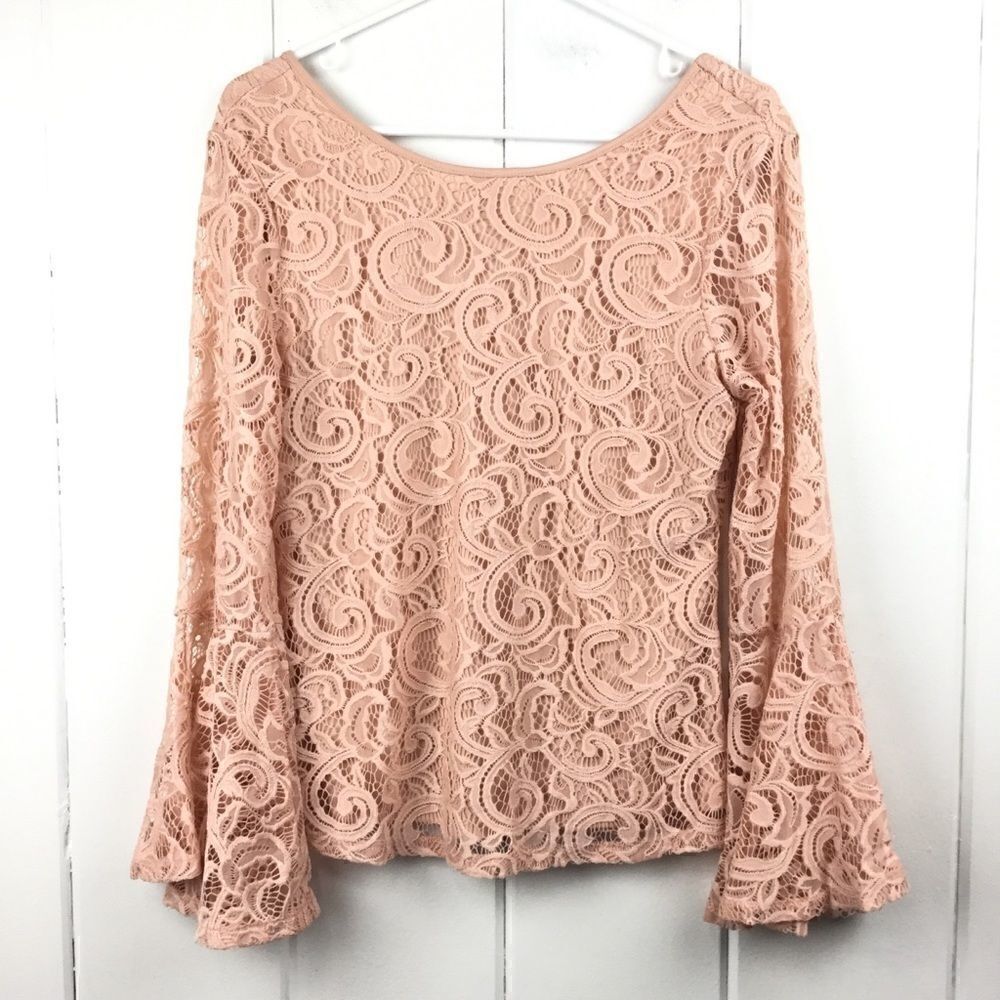 ‎Adrianna Papell Lace Top Peach Bell Sleeve Shirt, Size - Medium